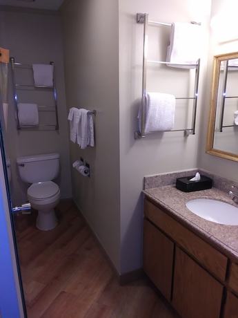 Imagen de la habitación del Hotel Travelodge By Wyndham Columbus State University. Foto 10