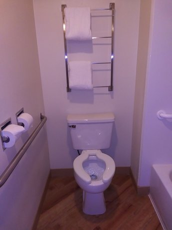 Imagen de la habitación del Hotel Travelodge By Wyndham Columbus State University. Foto 12