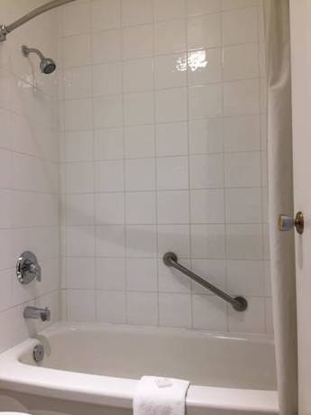 Imagen de la habitación del Hotel Travelodge By Wyndham Courtenay Bc. Foto 7