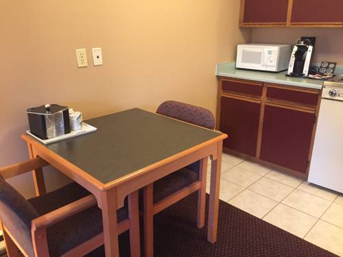 Imagen de la habitación del Hotel Travelodge By Wyndham Courtenay Bc. Foto 9