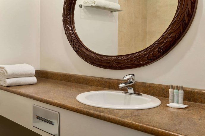 Imagen de la habitación del Hotel Travelodge By Wyndham Dawson Creek. Foto 15