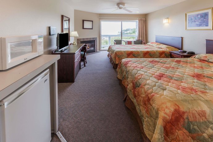 Imagen de la habitación del Hotel Travelodge By Wyndham Depoe Bay. Foto 10