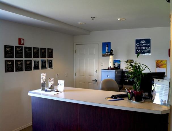 Imagen de los interiores del Hotel Travelodge By Wyndham Depoe Bay. Foto 19