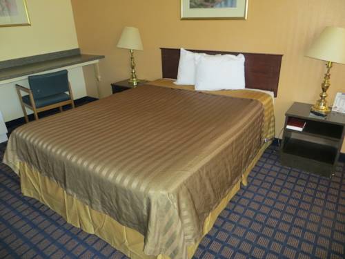 Imagen de la habitación del Hotel Travelodge By Wyndham Dodge City. Foto 9