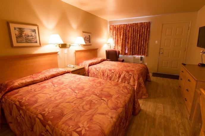 Imagen de la habitación del Hotel Travelodge By Wyndham Drummondville. Foto 7