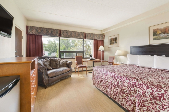 Imagen de la habitación del Hotel Travelodge By Wyndham Edmonton East. Foto 6