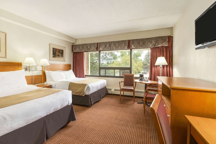 Imagen de la habitación del Hotel Travelodge By Wyndham Edmonton East. Foto 9