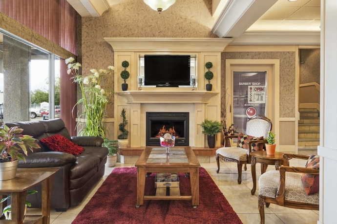 Imagen de los interiores del Hotel Travelodge By Wyndham Edmonton East. Foto 15