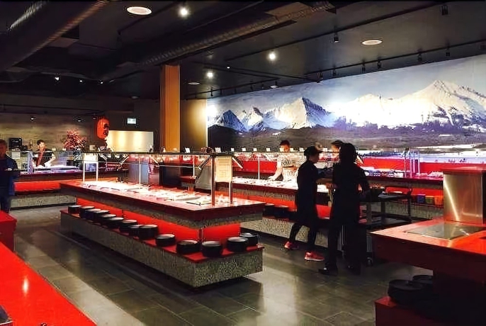 Imagen del bar/restaurante del Hotel Travelodge By Wyndham Edmonton East. Foto 4