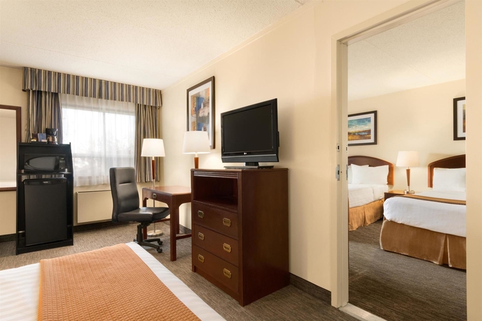 Imagen de la habitación del Hotel Travelodge By Wyndham Edmonton South. Foto 5