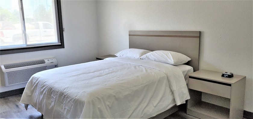 Imagen de la habitación del Hotel Travelodge By Wyndham Elkhart. Foto 3