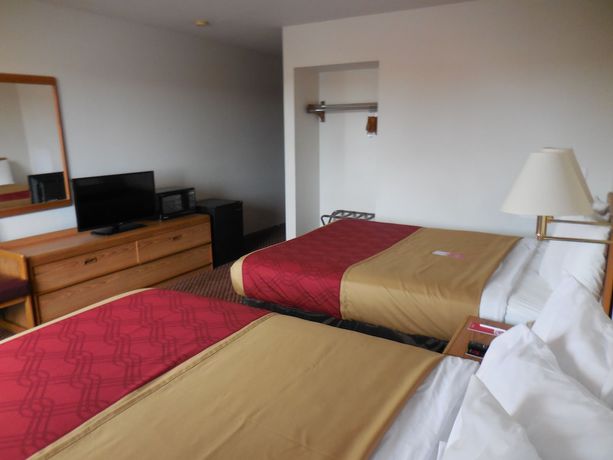 Imagen de la habitación del Hotel Travelodge By Wyndham Escanaba. Foto 4