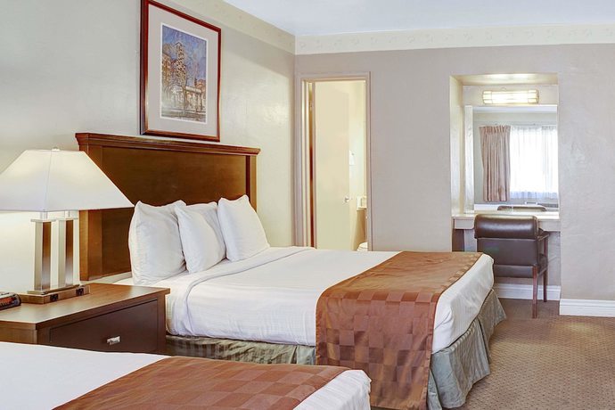 Imagen de la habitación del Hotel Travelodge By Wyndham Everett City Center. Foto 9