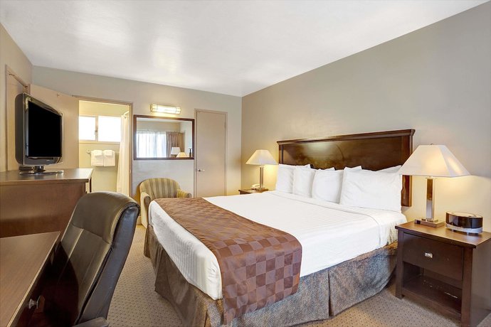 Imagen de la habitación del Hotel Travelodge By Wyndham Everett City Center. Foto 10