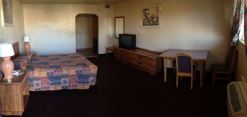 Imagen de la habitación del Hotel Travelodge By Wyndham Farmington Hwy 64. Foto 3