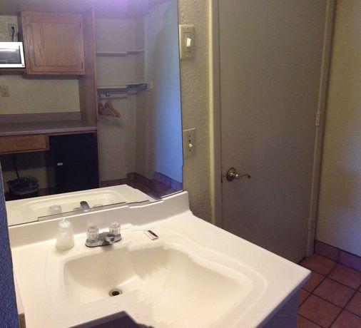 Imagen de la habitación del Hotel Travelodge By Wyndham Farmington Hwy 64. Foto 10