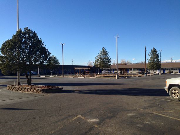 Imagen de los exteriores del Hotel Travelodge By Wyndham Farmington Hwy 64. Foto 12