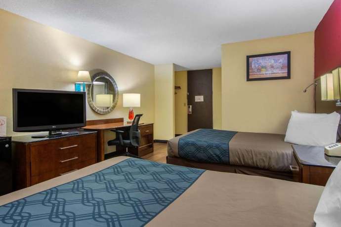 Imagen de la habitación del Hotel Travelodge By Wyndham Forsyth. Foto 9