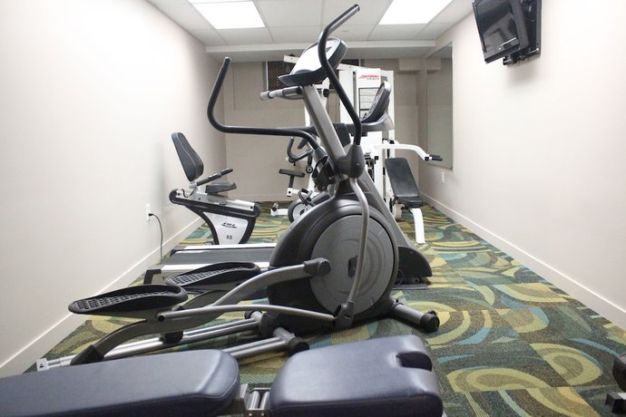 Imagen de los interiores del Hotel Travelodge By Wyndham Fort Mcmurray. Foto 19