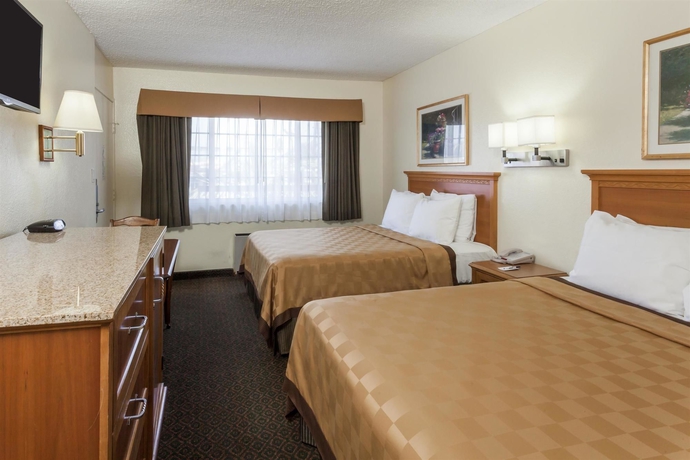 Imagen de la habitación del Hotel Travelodge By Wyndham Fullerton Near Anaheim. Foto 4