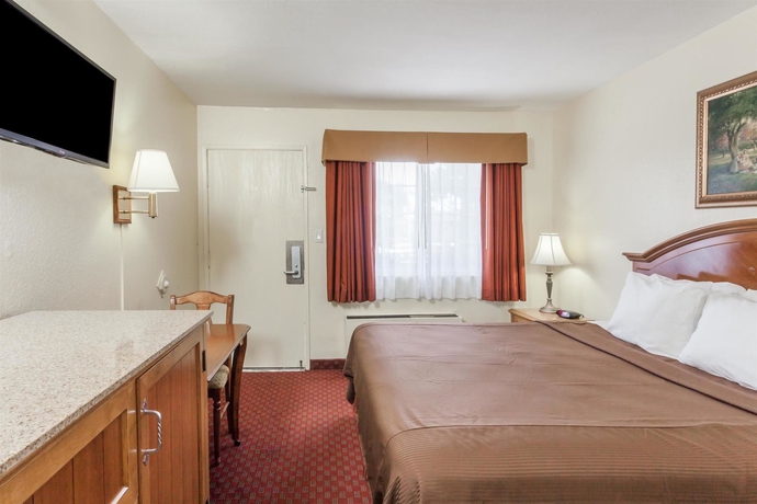 Imagen de la habitación del Hotel Travelodge By Wyndham Fullerton Near Anaheim. Foto 5