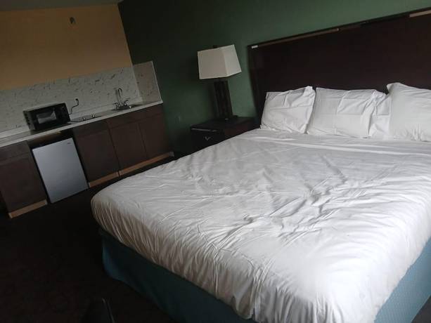 Imagen de la habitación del Hotel Travelodge By Wyndham Gaylord. Foto 3