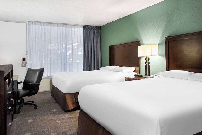 Imagen de la habitación del Hotel Travelodge By Wyndham Gaylord. Foto 5