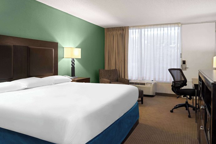 Imagen de la habitación del Hotel Travelodge By Wyndham Gaylord. Foto 9