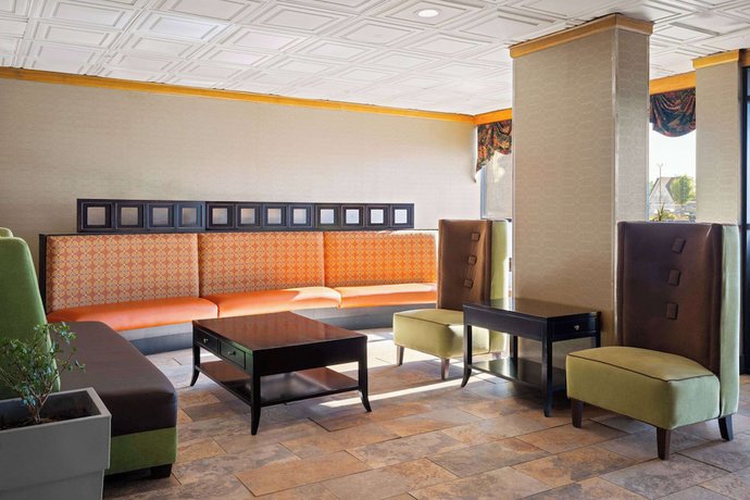 Imagen de los interiores del Hotel Travelodge By Wyndham Gaylord. Foto 20
