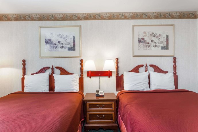 Imagen de la habitación del Hotel Travelodge By Wyndham Great Barrington Berkshires. Foto 17