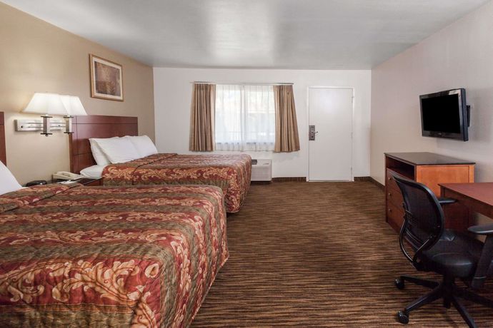 Imagen de la habitación del Hotel Travelodge By Wyndham Hemet Ca. Foto 4