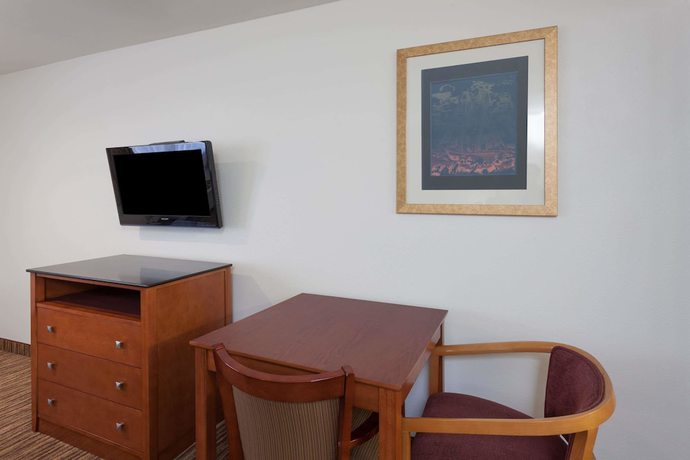 Imagen de la habitación del Hotel Travelodge By Wyndham Hemet Ca. Foto 9