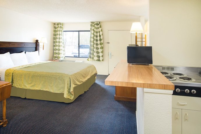 Imagen de la habitación del Hotel Travelodge By Wyndham Indio. Foto 5