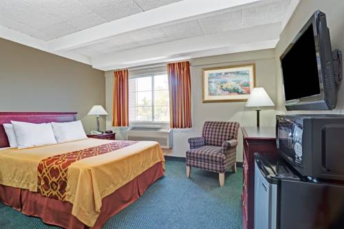 Imagen de la habitación del Hotel Travelodge By Wyndham Iowa City. Foto 7