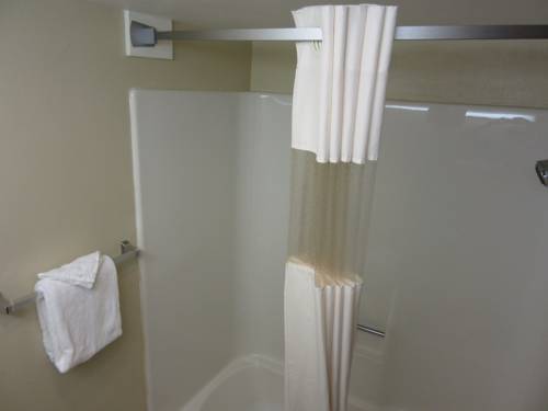 Imagen de la habitación del Hotel Travelodge By Wyndham Kalispell. Foto 8