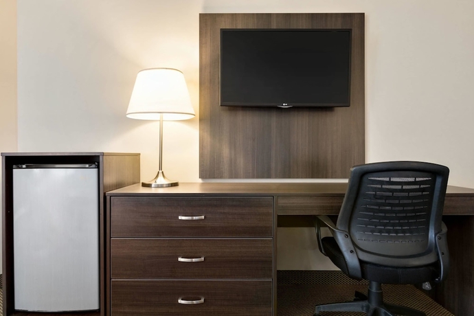 Imagen de la habitación del Hotel Travelodge By Wyndham Kingston Lasalle. Foto 4