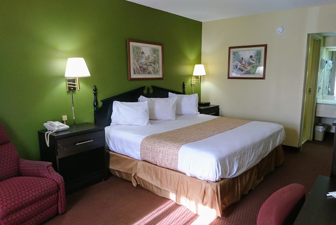 Imagen de la habitación del Hotel Travelodge By Wyndham Knoxville East. Foto 8