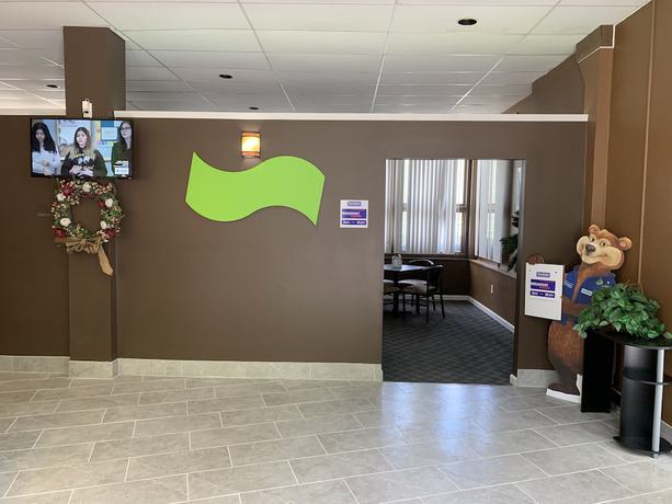 Imagen de los interiores del Hotel Travelodge By Wyndham Lake George Ny. Foto 20