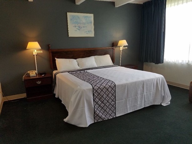 Imagen de la habitación del Hotel Travelodge By Wyndham Lake George Ny. Foto 17