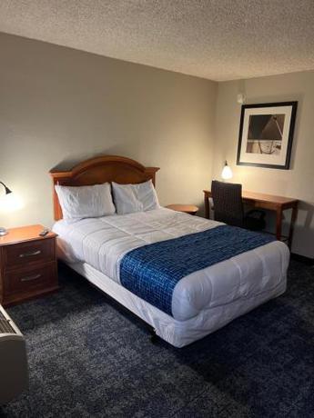 Imagen de la habitación del Hotel Travelodge By Wyndham Lincoln Northeast. Foto 8