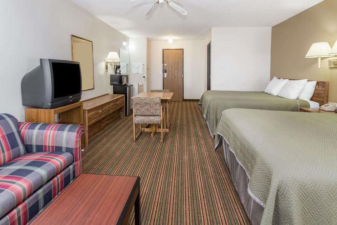 Imagen de la habitación del Hotel Travelodge By Wyndham Longmont. Foto 7