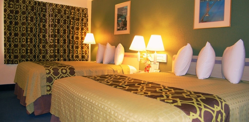 Imagen de la habitación del Hotel Travelodge By Wyndham Los Banos Ca. Foto 7
