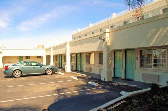 Imagen general del Hotel Travelodge By Wyndham Los Banos Ca. Foto 1