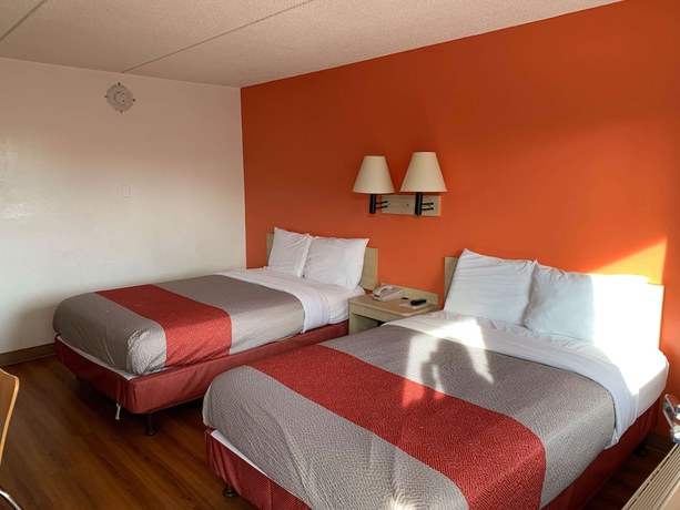 Imagen de la habitación del Hotel Travelodge By Wyndham Madison Heights Mi. Foto 9