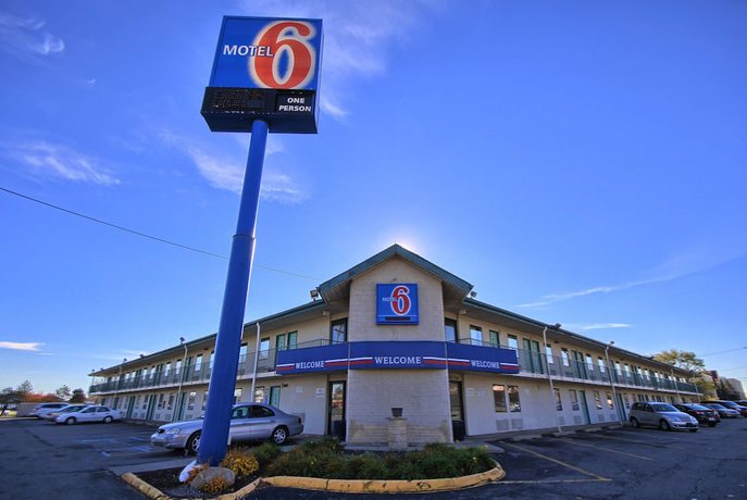 Imagen general del Hotel Travelodge By Wyndham Madison Heights Mi. Foto 4