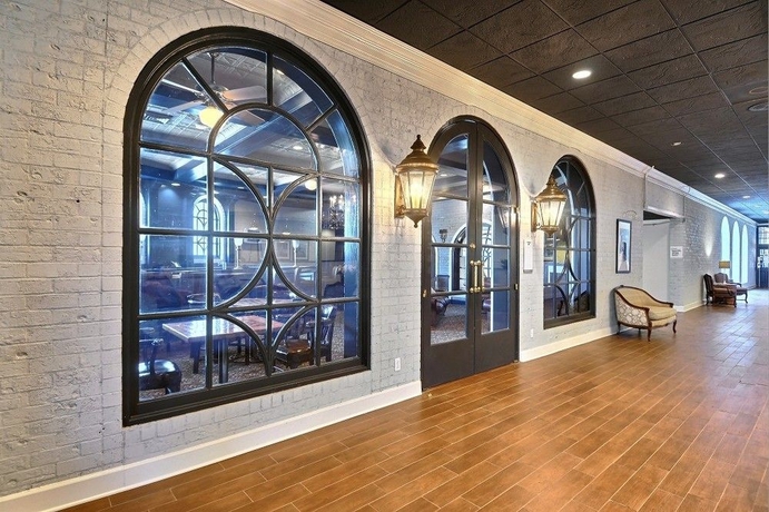 Imagen de los interiores del Hotel Travelodge By Wyndham Memphis Airport/graceland. Foto 7