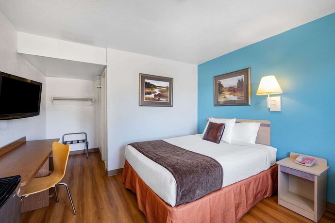 Imagen de la habitación del Hotel Travelodge By Wyndham Miles City. Foto 8