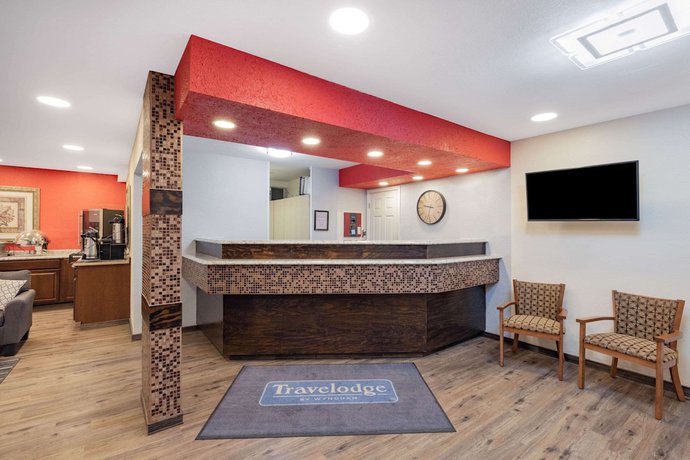 Imagen de los interiores del Hotel Travelodge By Wyndham Miles City. Foto 19