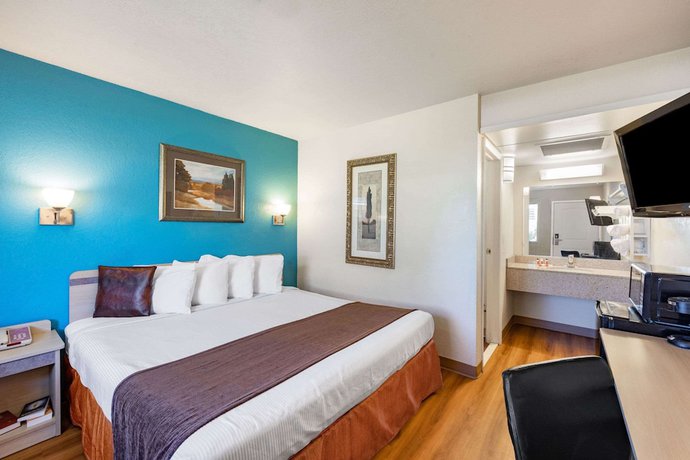 Imagen de la habitación del Hotel Travelodge By Wyndham Miles City. Foto 15