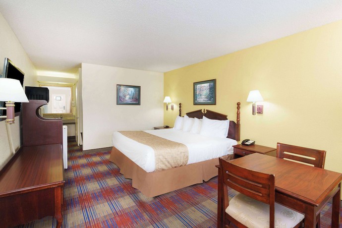 Imagen de la habitación del Hotel Travelodge By Wyndham Montgomery East. Foto 2